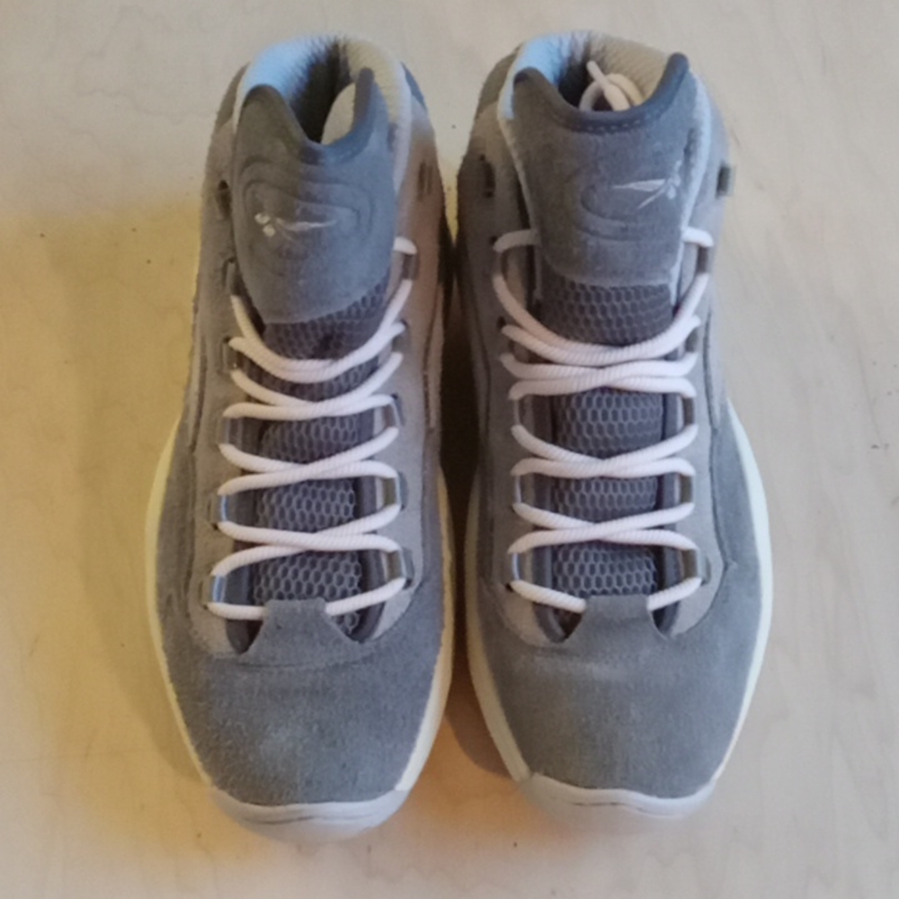 ***SOLD***Reebok Question sneakers/A.I's..wolf grey